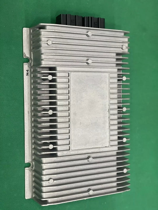 BENTLEY AMPLIFIER 3W7035465 d IN MINT CONDITION